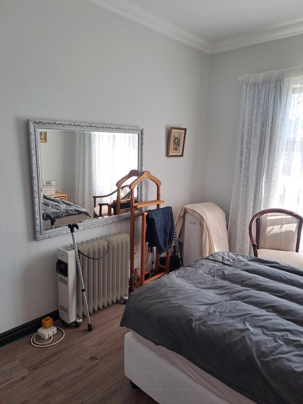 To Let 1 Bedroom Property for Rent in Buhrein Western Cape